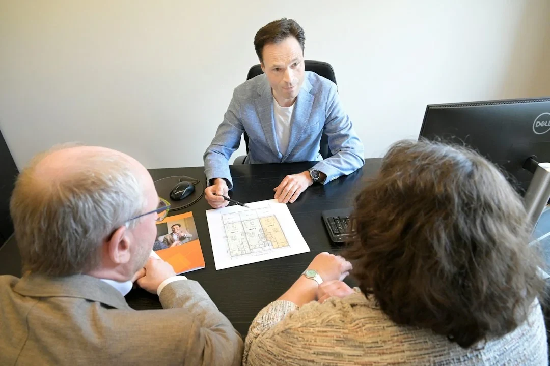 Illustration d’articles sur les états financiers et les ratios.